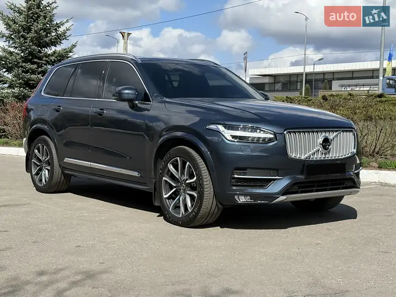 Внедорожник / Кроссовер Volvo XC90 2018 в 