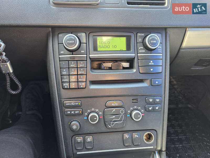 Внедорожник / Кроссовер Volvo XC90 2011 в Рава-Русской