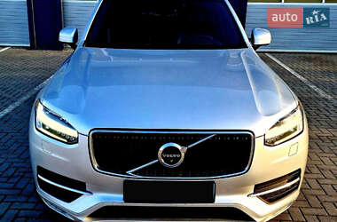 Внедорожник / Кроссовер Volvo XC90 2017 в 