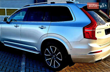 Внедорожник / Кроссовер Volvo XC90 2017 в 