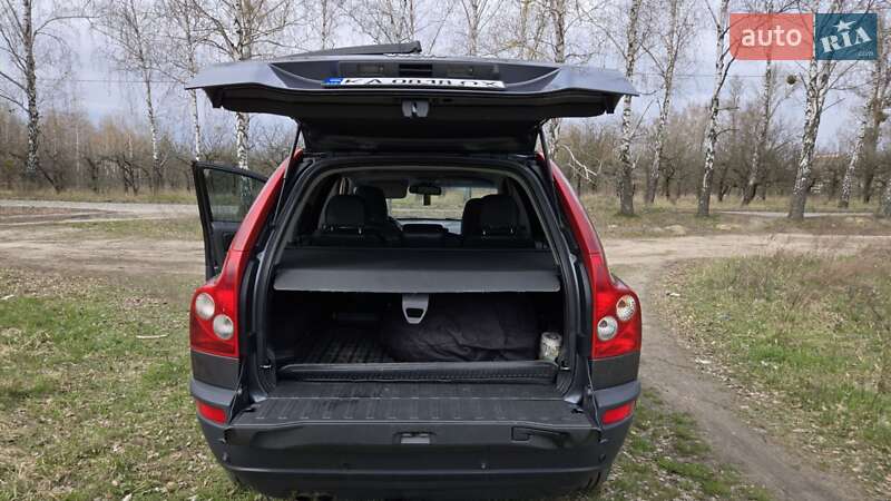 Внедорожник / Кроссовер Volvo XC90 2006 в Киеве