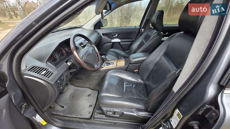 Внедорожник / Кроссовер Volvo XC90 2006 в Киеве