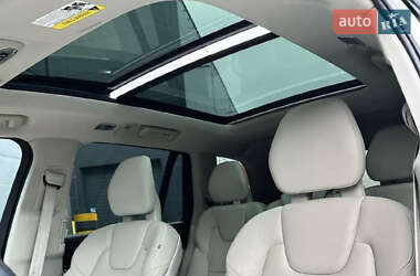 Внедорожник / Кроссовер Volvo XC90 2019 в 