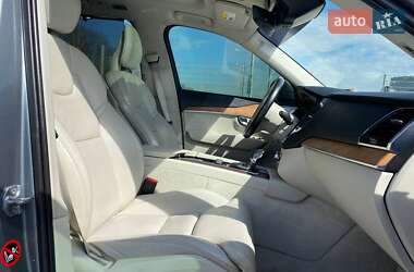 Внедорожник / Кроссовер Volvo XC90 2015 в 