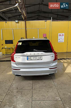 Внедорожник / Кроссовер Volvo XC90 2018 в 