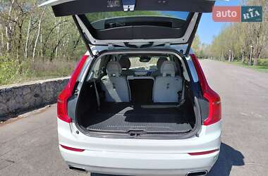 Внедорожник / Кроссовер Volvo XC90 2020 в 