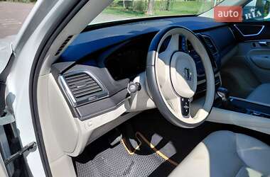 Внедорожник / Кроссовер Volvo XC90 2020 в 