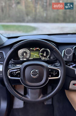 Внедорожник / Кроссовер Volvo XC90 2015 в 