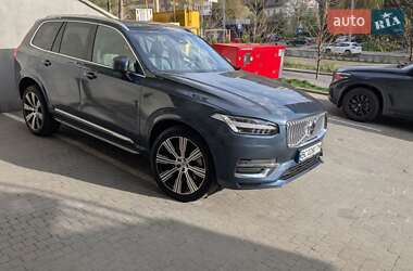 Внедорожник / Кроссовер Volvo XC90 2024 в 