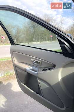 Внедорожник / Кроссовер Volvo XC90 2004 в 