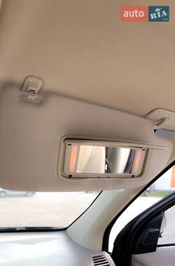 Внедорожник / Кроссовер Volvo XC90 2004 в 
