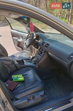 Внедорожник / Кроссовер Volvo XC90 2003 в 