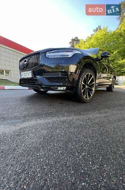 Внедорожник / Кроссовер Volvo XC90 2017 в 