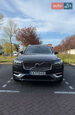 Внедорожник / Кроссовер Volvo XC90 2024 в Киеве