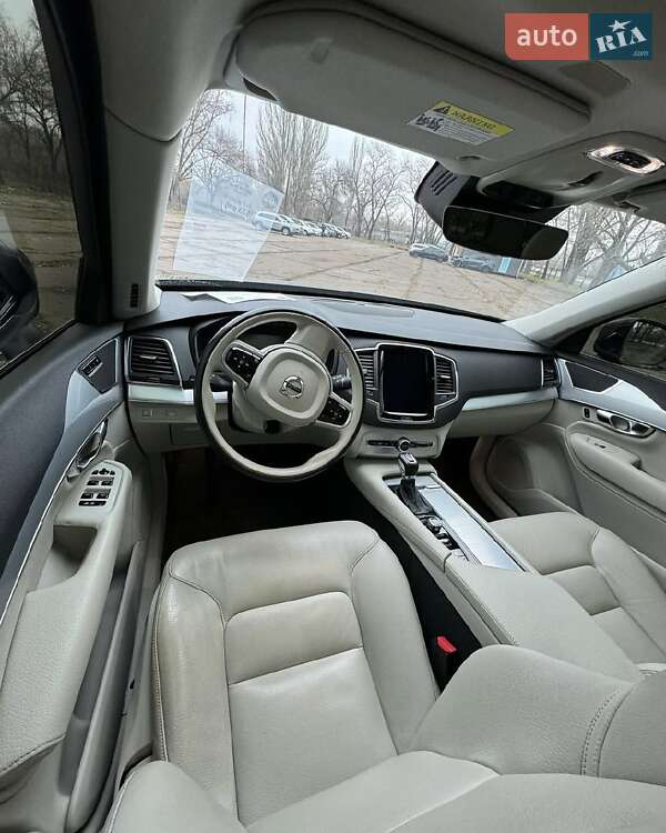 Позашляховик / Кросовер Volvo XC90 2017 в Львові