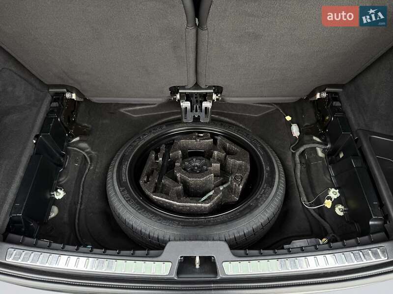 Позашляховик / Кросовер Volvo XC90 2016 в Луцьку