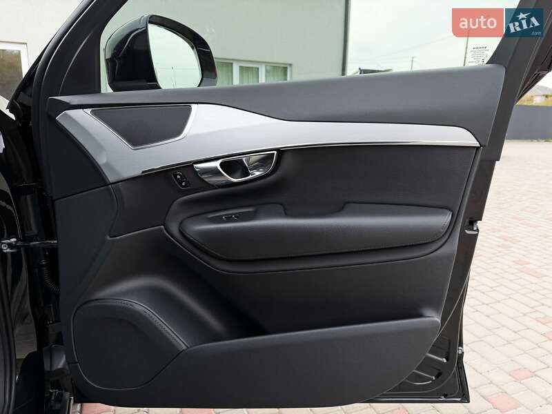 Позашляховик / Кросовер Volvo XC90 2016 в Луцьку