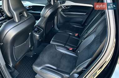 Внедорожник / Кроссовер Volvo XC90 2017 в 