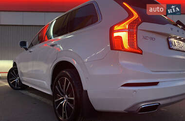 Внедорожник / Кроссовер Volvo XC90 2020 в 