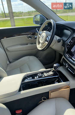 Позашляховик / Кросовер Volvo XC90 2016 в 