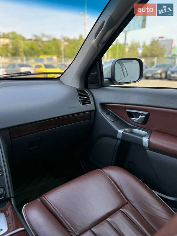 Позашляховик / Кросовер Volvo XC90 2013 в Києві