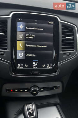 Позашляховик / Кросовер Volvo XC90 2015 в 