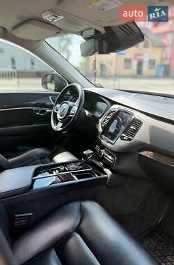Позашляховик / Кросовер Volvo XC90 2017 в 
