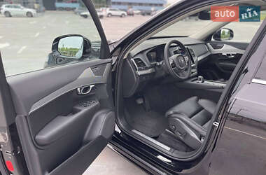 Позашляховик / Кросовер Volvo XC90 2022 в 