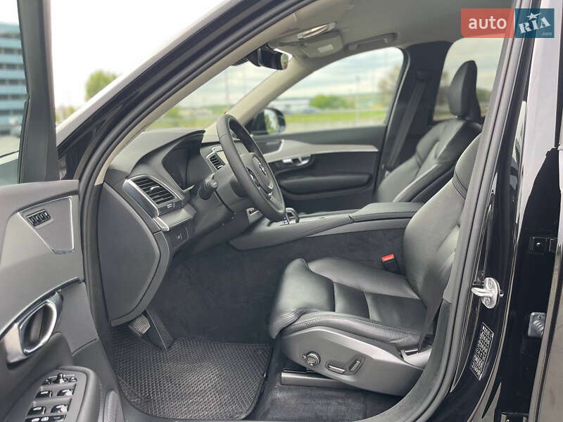 Внедорожник / Кроссовер Volvo XC90 2022 в Киеве