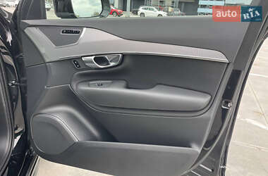 Позашляховик / Кросовер Volvo XC90 2022 в 