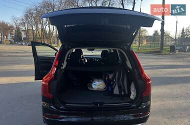 Внедорожник / Кроссовер Volvo XC90 2018 в 