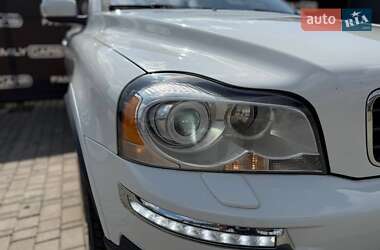 Позашляховик / Кросовер Volvo XC90 2011 в 