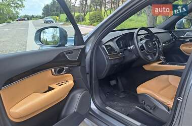 Позашляховик / Кросовер Volvo XC90 2017 в 