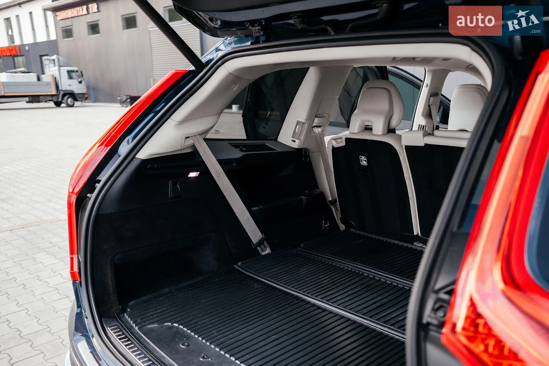 2022 Volvo XC90 - мініатюра 113