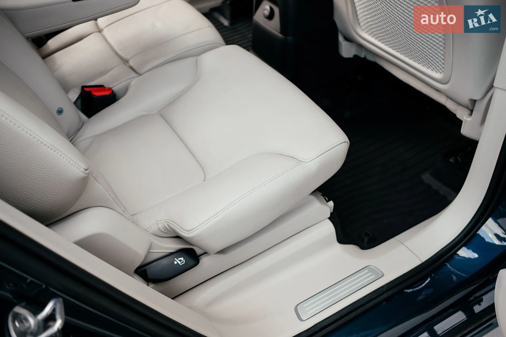 2022 Volvo XC90 - мініатюра 144