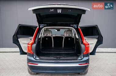 Внедорожник / Кроссовер Volvo XC90 2022 в 