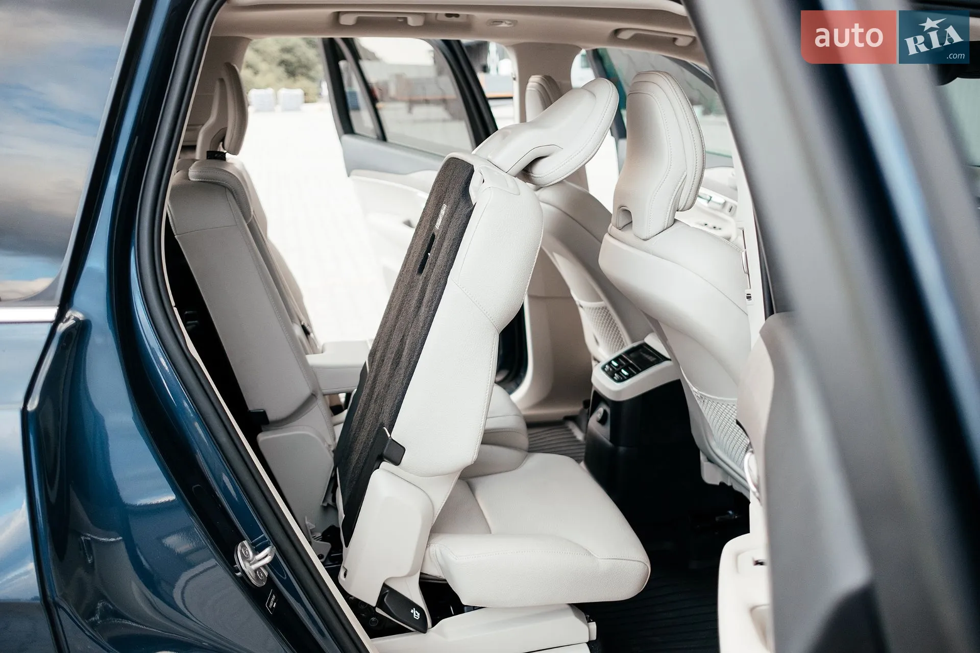 2022 Volvo XC90 - мініатюра 194