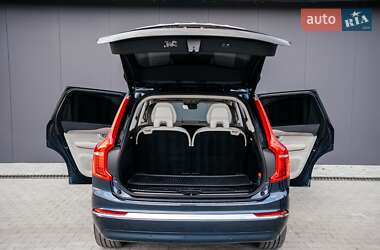 Внедорожник / Кроссовер Volvo XC90 2022 в 