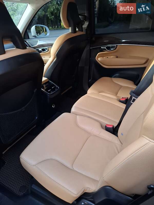Позашляховик / Кросовер Volvo XC90 2016 в Рівному
