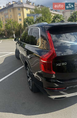 Внедорожник / Кроссовер Volvo XC90 2019 в 