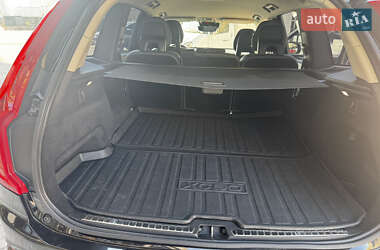 Внедорожник / Кроссовер Volvo XC90 2019 в 