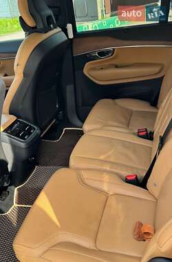Внедорожник / Кроссовер Volvo XC90 2016 в 