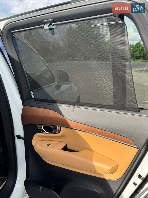 Внедорожник / Кроссовер Volvo XC90 2016 в Ахтырке