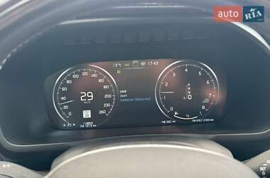 Внедорожник / Кроссовер Volvo XC90 2016 в 