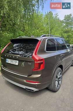 Внедорожник / Кроссовер Volvo XC90 2016 в 