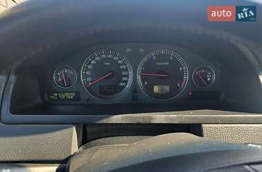 Позашляховик / Кросовер Volvo XC90 2004 в 