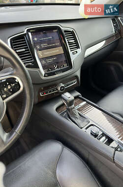 Позашляховик / Кросовер Volvo XC90 2016 в 