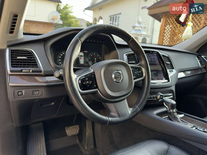 Внедорожник / Кроссовер Volvo XC90 2016 в Перегинском
