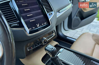 Внедорожник / Кроссовер Volvo XC90 2015 в 