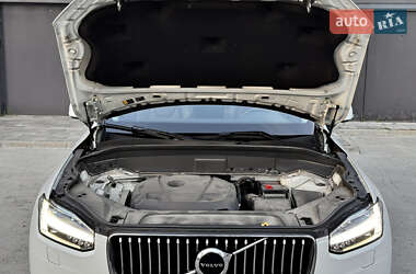 Внедорожник / Кроссовер Volvo XC90 2019 в 